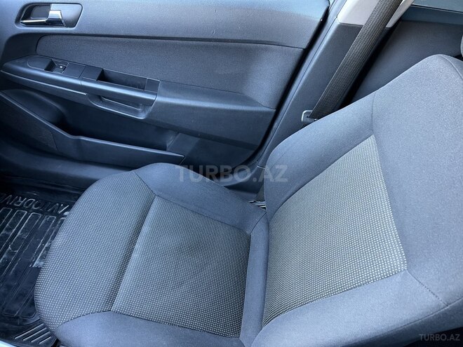 Opel Astra 2009, 215,000 km - 1.4 l - Gəncə
