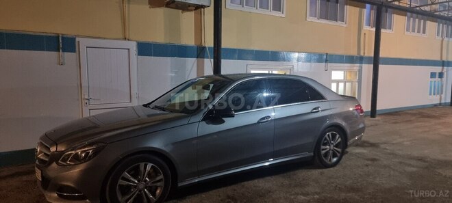 Mercedes E 220 d 2014, 140,000 km - 2.2 l - Salyan