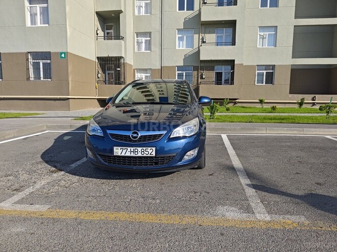 Opel Astra 2011, 220,000 km - 1.4 l - Sumqayıt