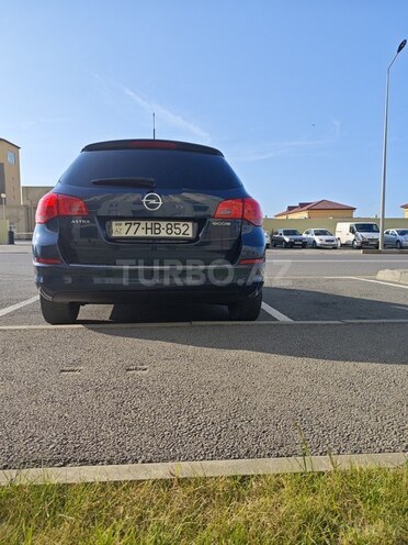 Opel Astra 2011, 220,000 km - 1.4 l - Sumqayıt