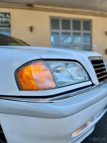 Mercedes C 230 1999, 243,000 km - 2.3 l - İmişli