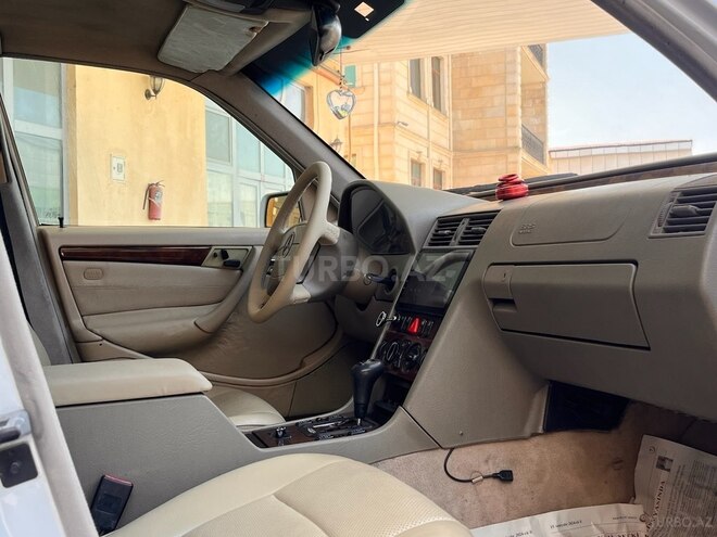 Mercedes C 230 1999, 243,000 km - 2.3 l - İmişli