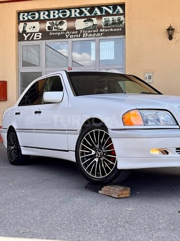 Mercedes C 230 1999, 243,000 km - 2.3 l - İmişli