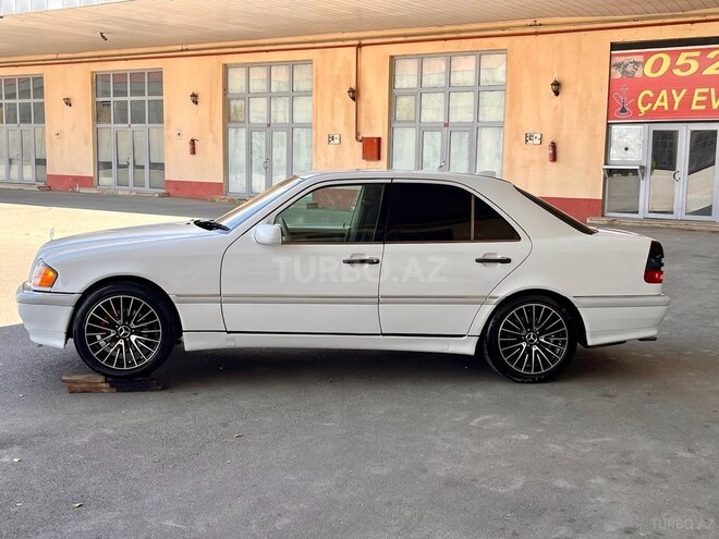Mercedes C 230 1999, 243,000 km - 2.3 l - İmişli