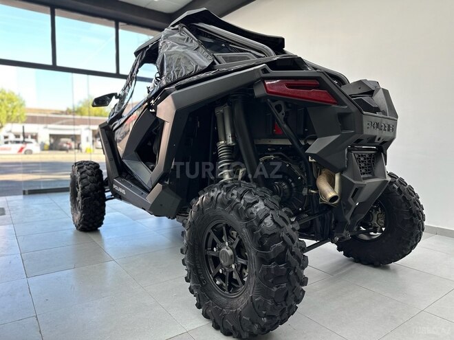 Polaris RZR XP 1000-9