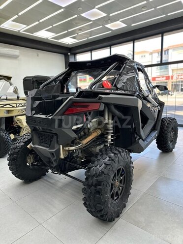Polaris RZR XP 1000-10