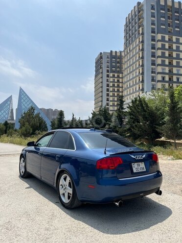 Audi A4 2005, 260,000 km - 2.0 l - Bakı