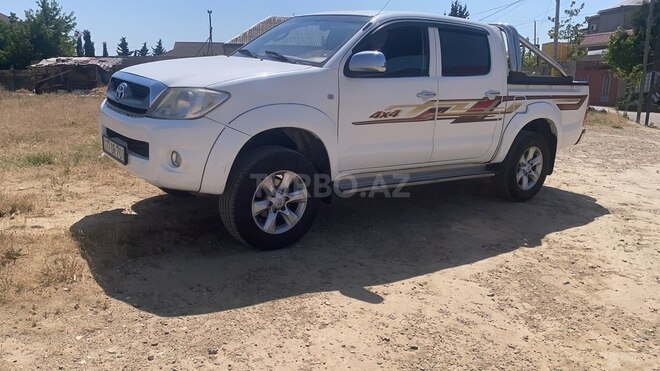 Toyota Hilux 2006, 450,000 km - 2.5 л - Bakı