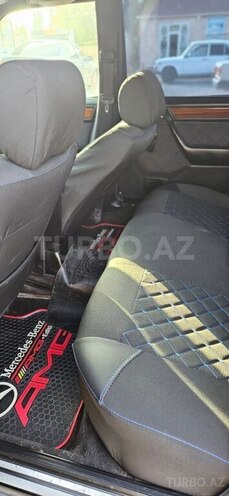 Mercedes E 200 d 1993, 465,938 km - 2.0 l - Salyan