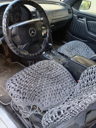 Mercedes C 230 1997, 279,000 km - 2.3 l - Bakı