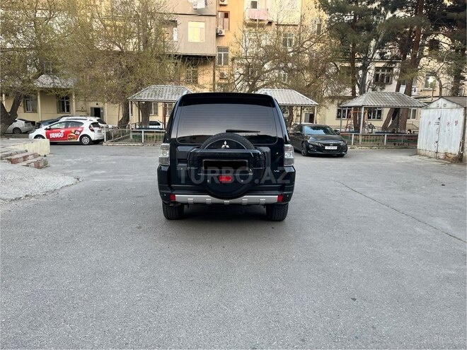 Mitsubishi Pajero 2007, 190,000 km - 3.0 l - Bakı