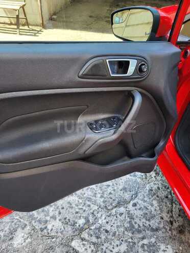 Ford Fiesta 2015, 120,000 km - 1.6 l - Bakı