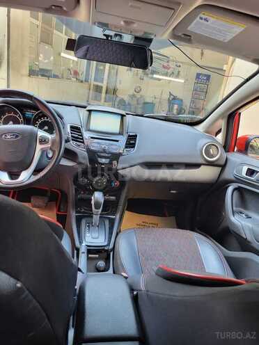 Ford Fiesta 2015, 120,000 km - 1.6 l - Bakı