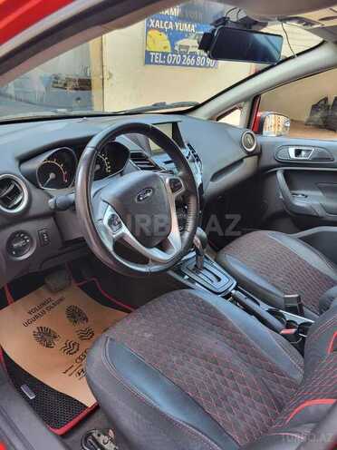 Ford Fiesta 2015, 120,000 km - 1.6 l - Bakı