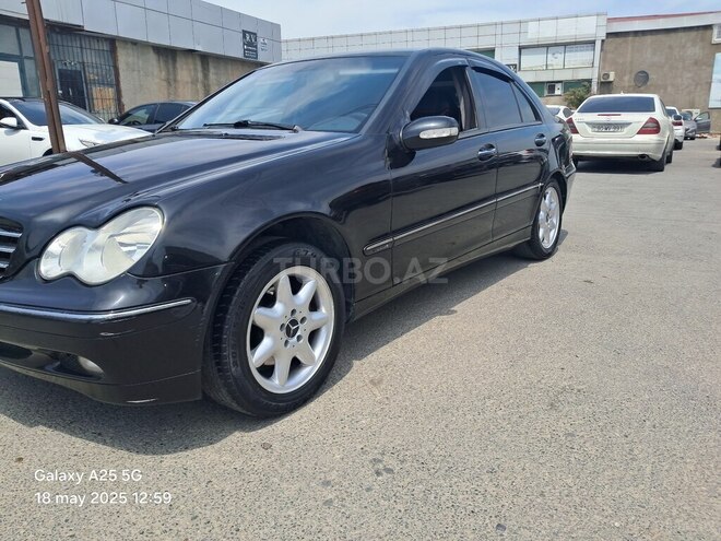 Mercedes C 200 2001, 244,450 km - 2.0 l - Bakı
