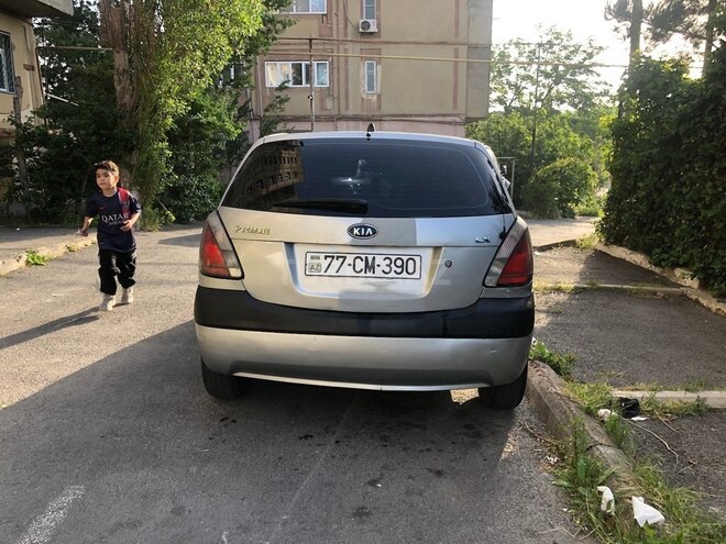 Kia Rio 2007, 350,000 km - 1.5 l - Bakı