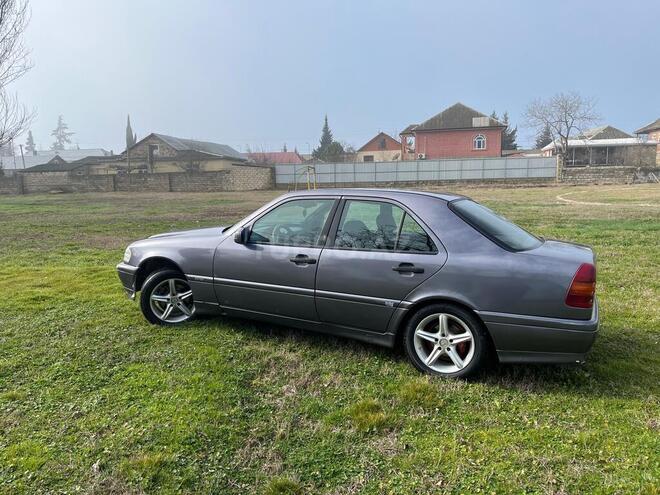 Mercedes C 180 1995, 458,000 km - 1.8 l - Bakı