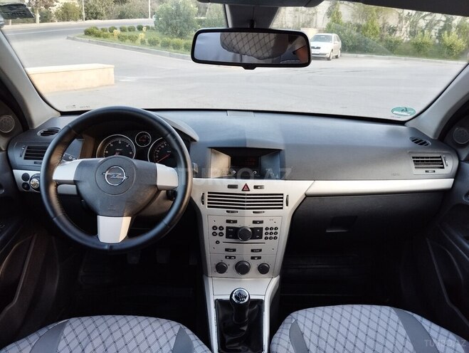 Opel Astra 2008, 258,000 km - 1.7 l - Bakı