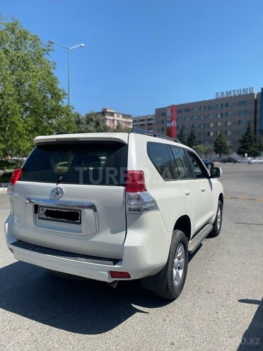 Toyota Land Cruiser Prado 2013, 110,200 km - 2.7 l - Bakı