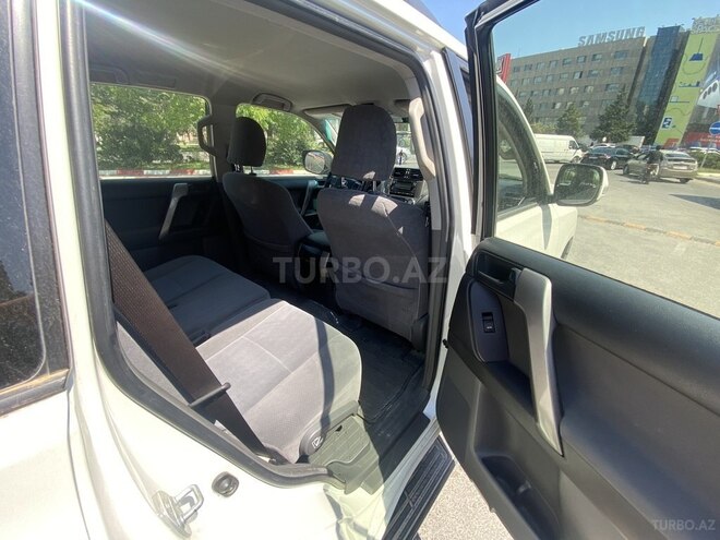 Toyota Land Cruiser Prado 2013, 110,200 km - 2.7 l - Bakı