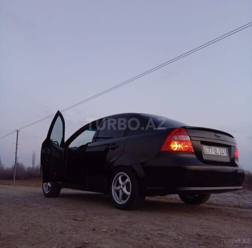 Chevrolet Aveo-3