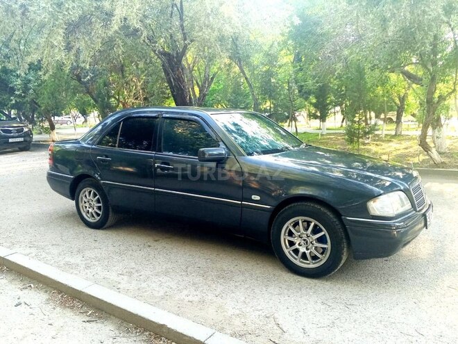 Mercedes C 180 1996, 356,000 km - 1.8 l - Sumqayıt
