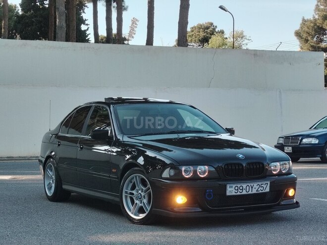 BMW 525 2002, 330,000 km - 2.5 l - Sumqayıt