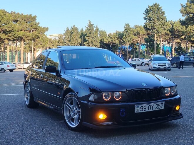 BMW 525 2002, 330,000 km - 2.5 l - Sumqayıt