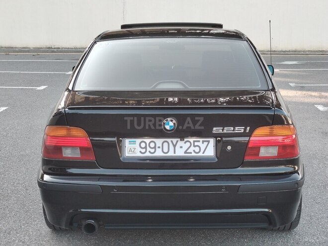 BMW 525 2002, 330,000 km - 2.5 l - Sumqayıt