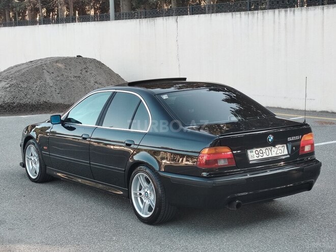 BMW 525 2002, 330,000 km - 2.5 l - Sumqayıt