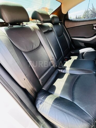 Hyundai Elantra 2014, 118,000 km - 1.8 л - Bakı