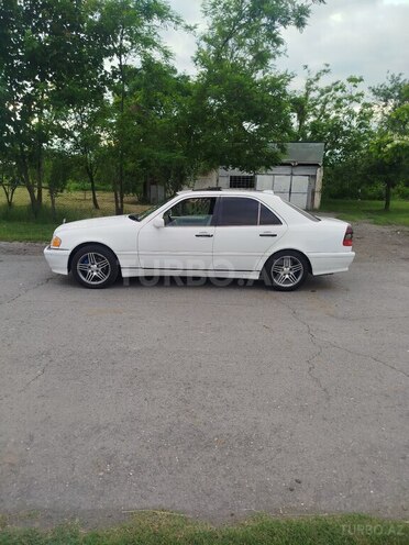Mercedes C 230 1999, 250,000 km - 2.3 l - Qax