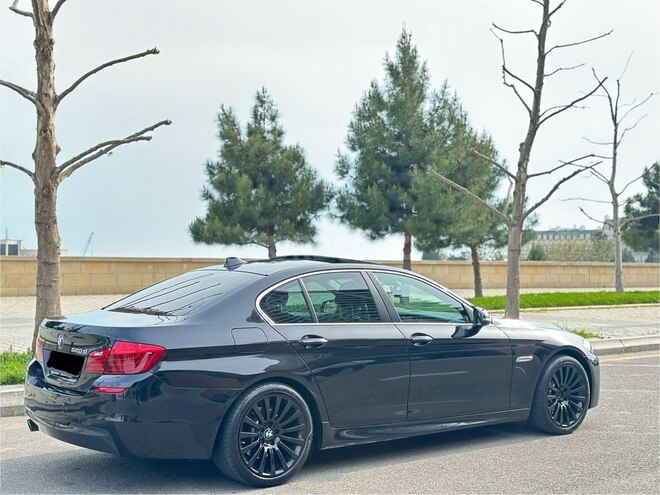 BMW 520 2015, 239,000 km - 2.0 l - Bakı