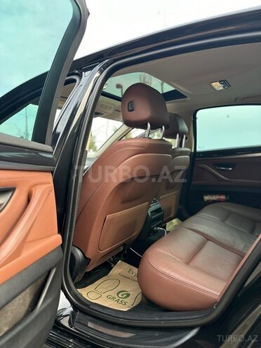BMW 520 2015, 239,000 km - 2.0 l - Bakı