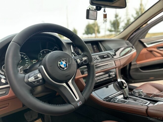 BMW 520 2015, 239,000 km - 2.0 l - Bakı