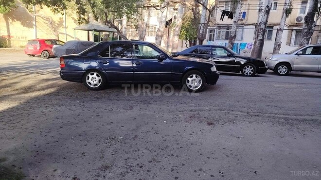Mercedes C 180 1995, 254,200 km - 1.8 л - Bakı