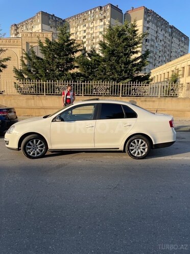 Volkswagen Jetta 2008, 134,000 km - 1.6 l - Bakı
