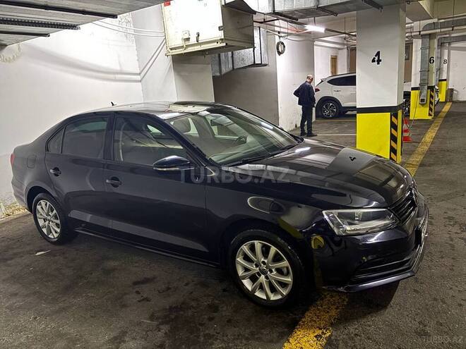Volkswagen Jetta-3