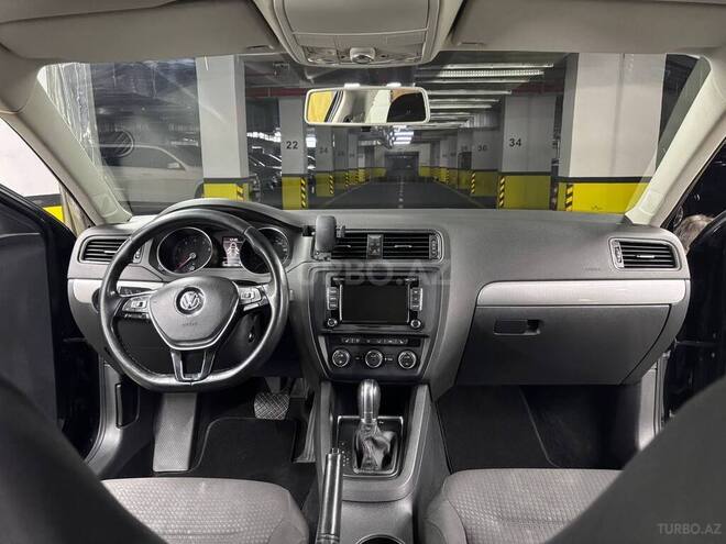 Volkswagen Jetta-7
