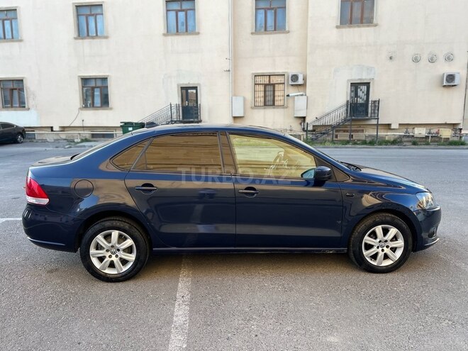 Volkswagen Polo 2012, 279,000 km - 1.6 л - Bakı