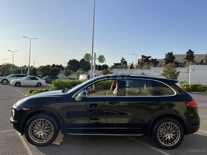 Porsche Cayenne 2011, 67,295 km - 4.8 l - Bakı