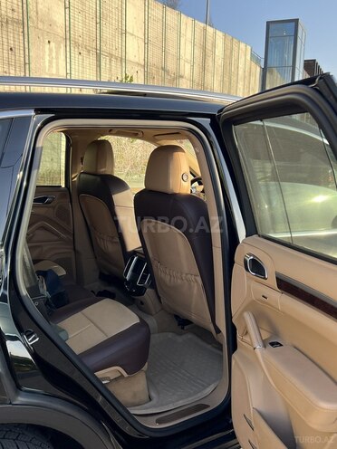 Porsche Cayenne 2011, 67,295 km - 4.8 l - Bakı