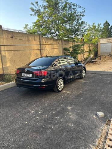 Volkswagen Jetta-15