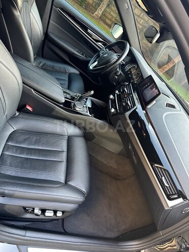BMW 520 2018, 86,995 km - 2.0 l - Bakı