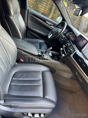 BMW 520 2018, 86,995 km - 2.0 l - Bakı