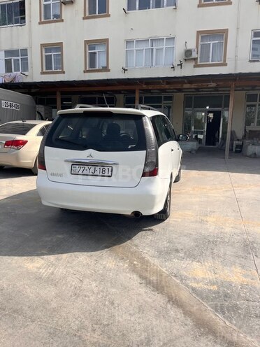 Mitsubishi Grandis 2006, 397,000 km - 2.4 l - Bakı