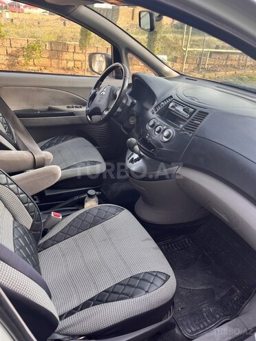 Mitsubishi Grandis 2006, 397,000 km - 2.4 l - Bakı