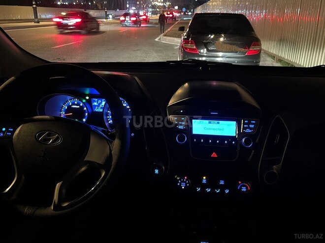 Hyundai ix35 2012, 142,100 km - 2.0 l - Bakı