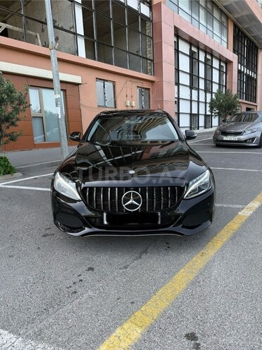 Mercedes C 220 d 2017, 93,000 km - 2.2 l - Bakı