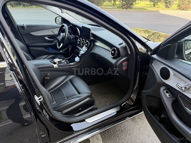 Mercedes C 220 d 2017, 93,000 km - 2.2 l - Bakı